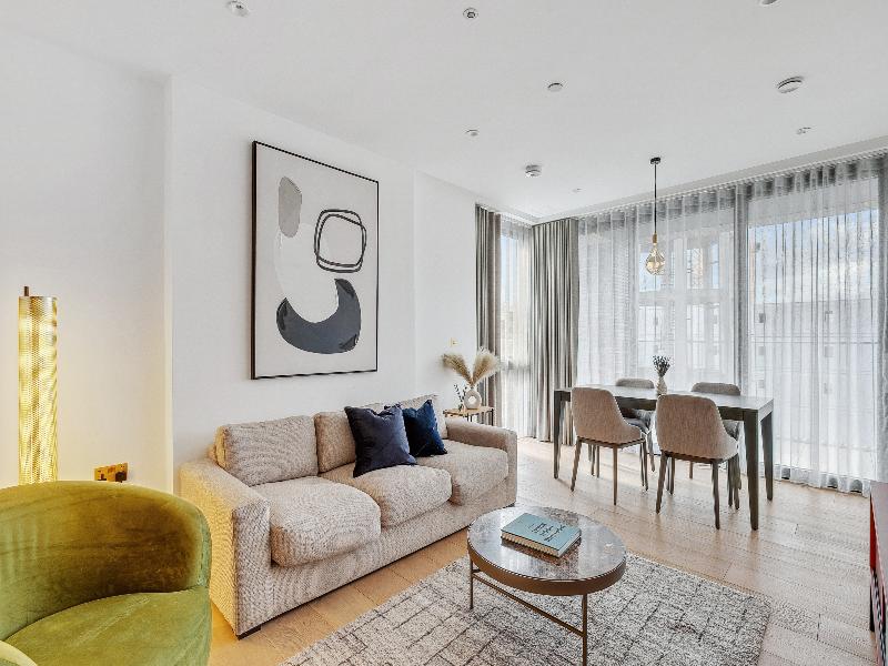 StayCozy Apartments in Kings Cross image