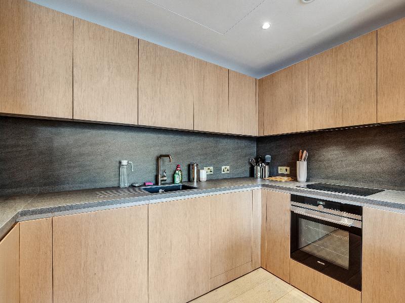 StayCozy Apartments in Kings Cross image