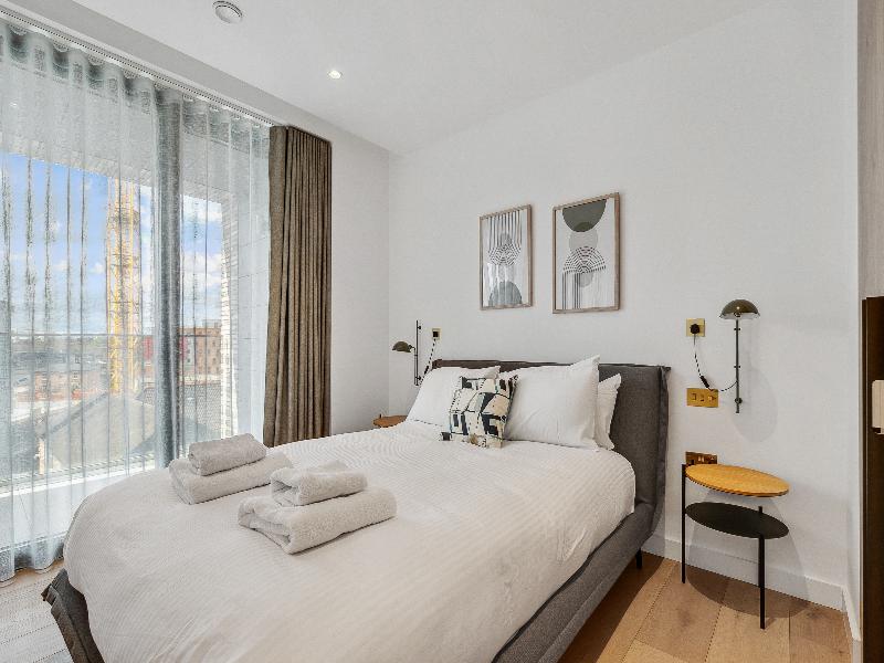 StayCozy Apartments in Kings Cross image