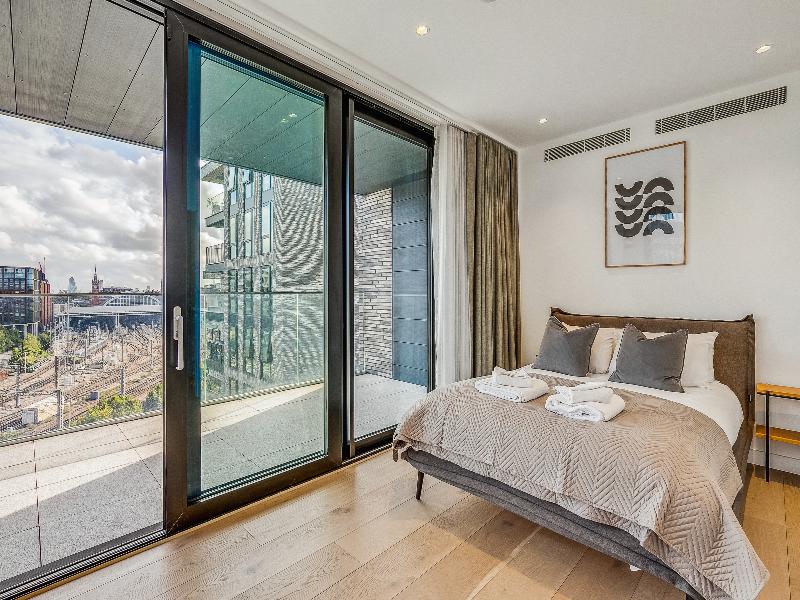 StayCozy Apartments in Kings Cross image