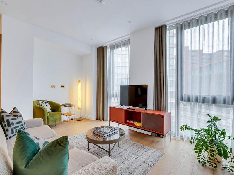 StayCozy Apartments in Kings Cross image