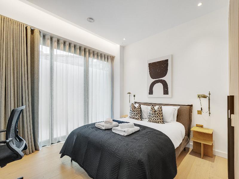 StayCozy Apartments in Kings Cross image