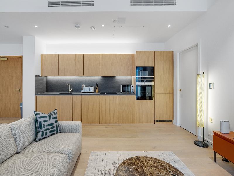 StayCozy Apartments in Kings Cross image