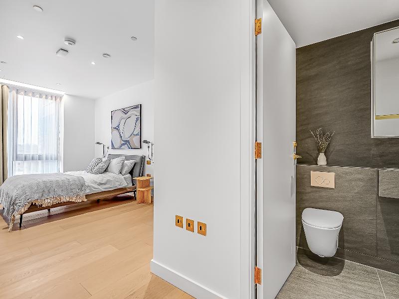 StayCozy Apartments in Kings Cross image