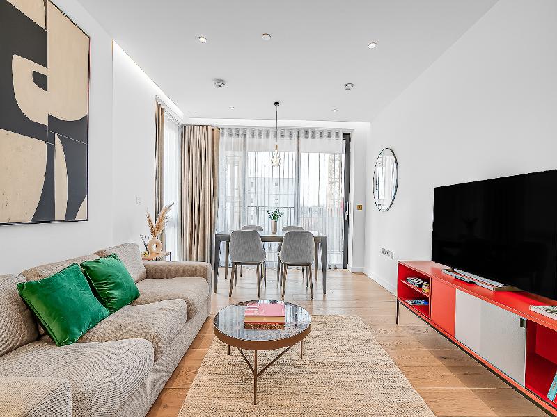 StayCozy Apartments in Kings Cross image