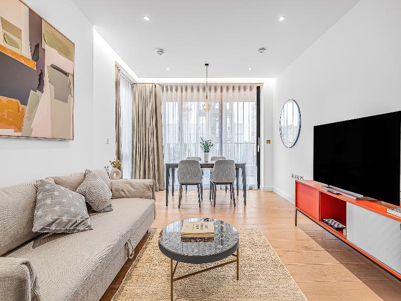 StayCozy Apartments in Kings Cross image