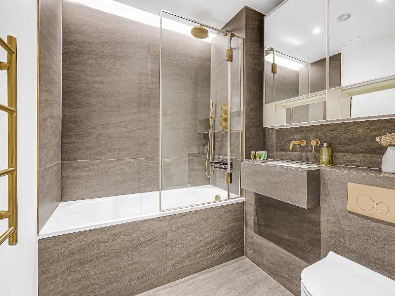 StayCozy Apartments in Kings Cross image