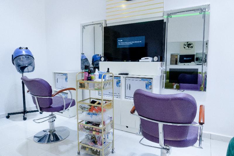 Lisa Suite image