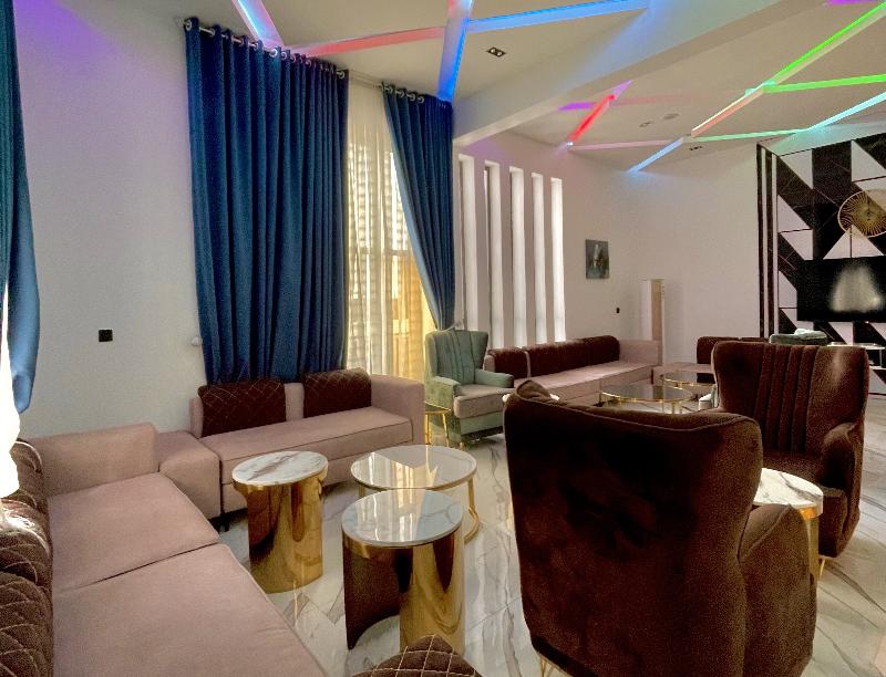 Lisa Suite image