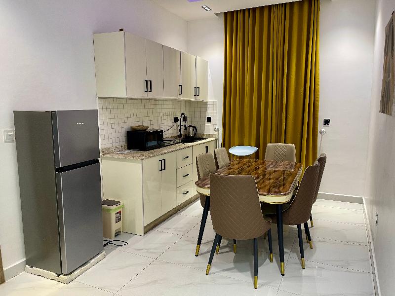 Lisa Suite image