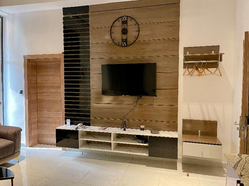 Lisa Suite image