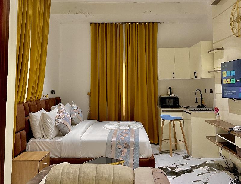 Lisa Suite image
