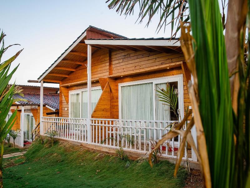 Dallas Beach Resorts image
