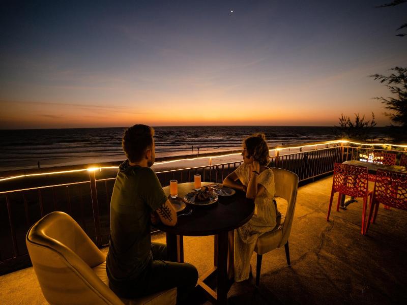Dallas Beach Resorts image