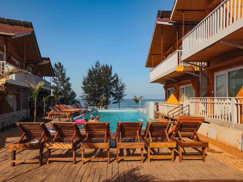 Dallas Beach Resorts image