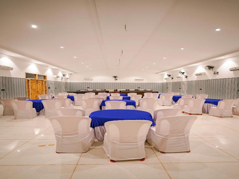 Dallas Beach Resorts image