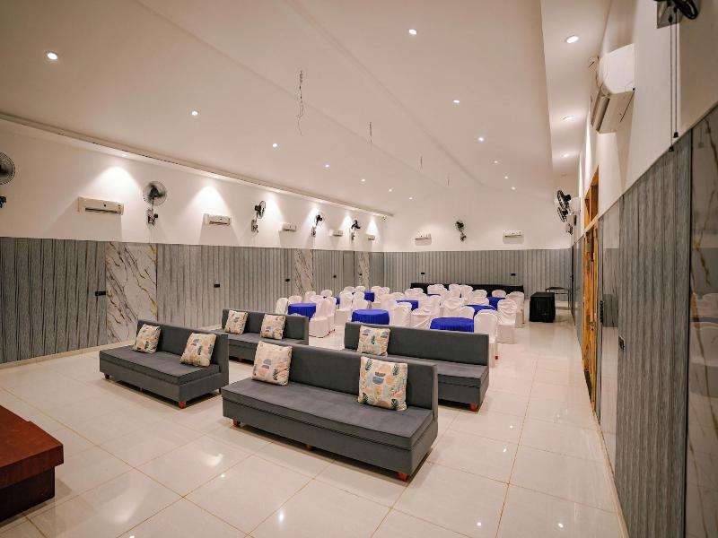Dallas Beach Resorts image