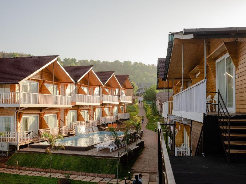 Dallas Beach Resorts image