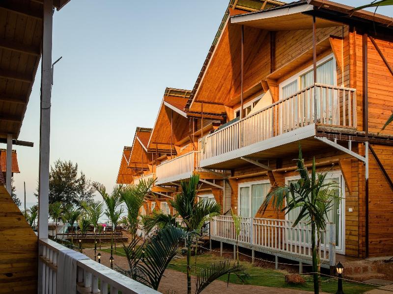 Dallas Beach Resorts image