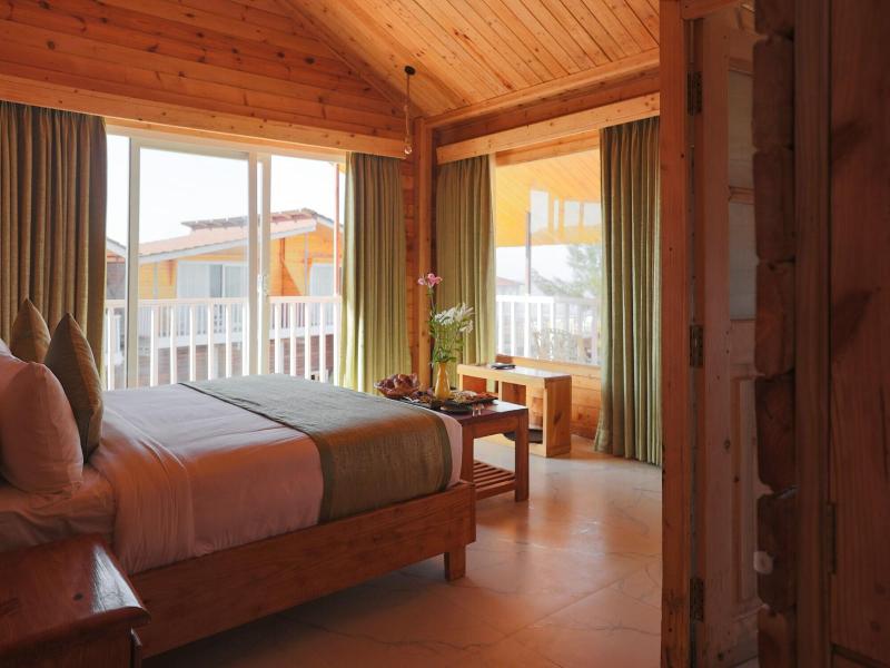 Dallas Beach Resorts image