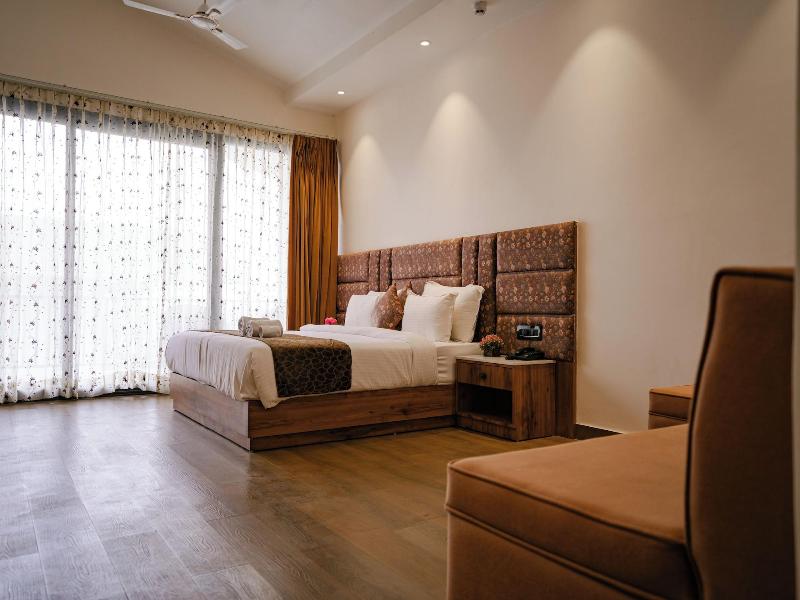 Dallas Beach Resorts image