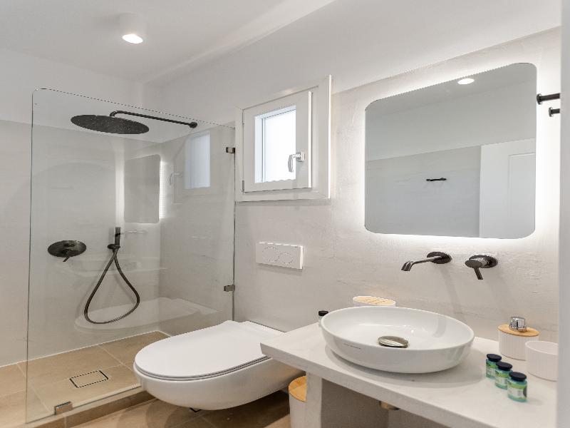 Hotel Birbas image