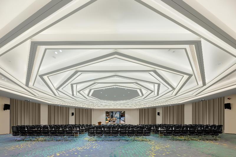 Madison Hotel Yining Ili Prefecture Government image