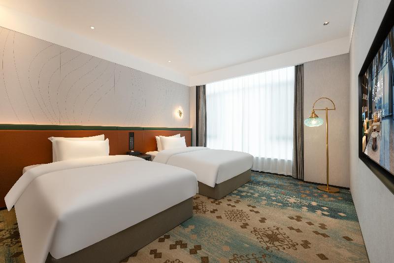 Madison Hotel Yining Ili Prefecture Government image