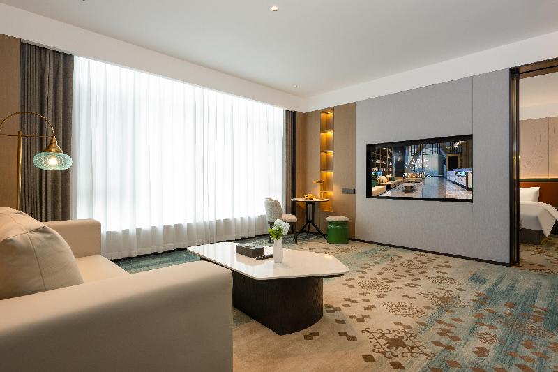 Madison Hotel Yining Ili Prefecture Government image
