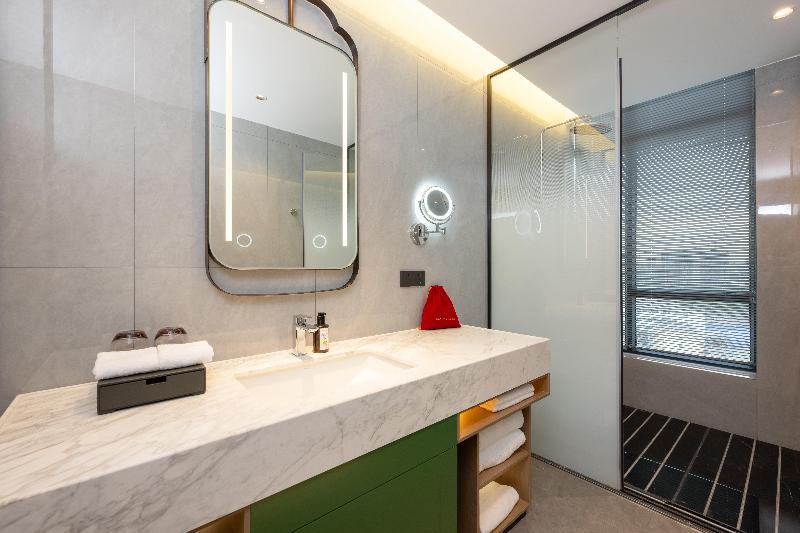 Madison Hotel Yining Ili Prefecture Government image