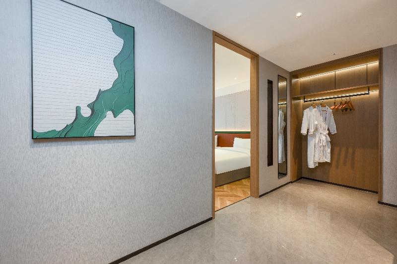 Madison Hotel Yining Ili Prefecture Government image