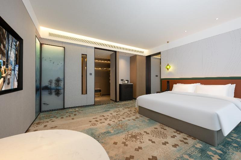 Madison Hotel Yining Ili Prefecture Government image