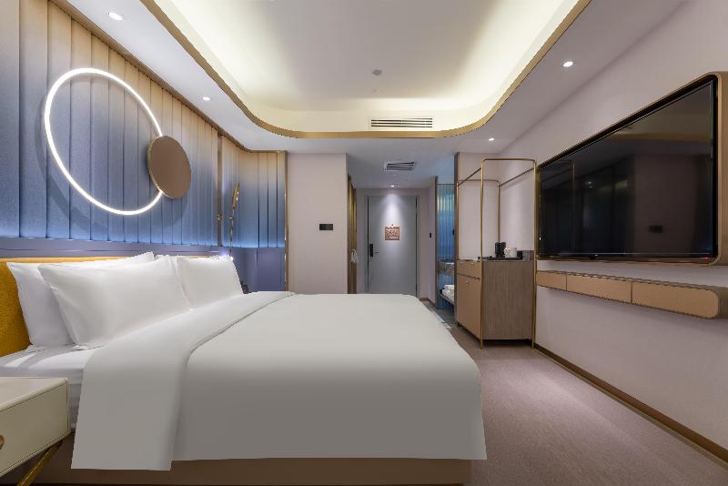 Madison Hotel Beijing Olympic Center Bird's Nest image