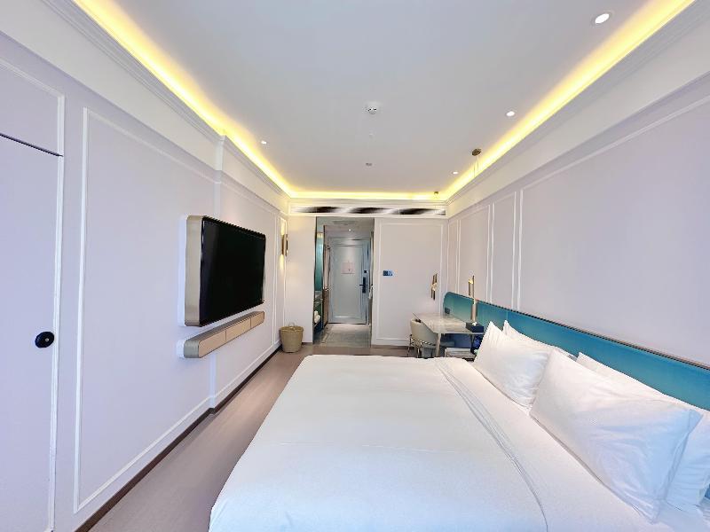 Madison Hotel Beijing Olympic Center Bird's Nest image