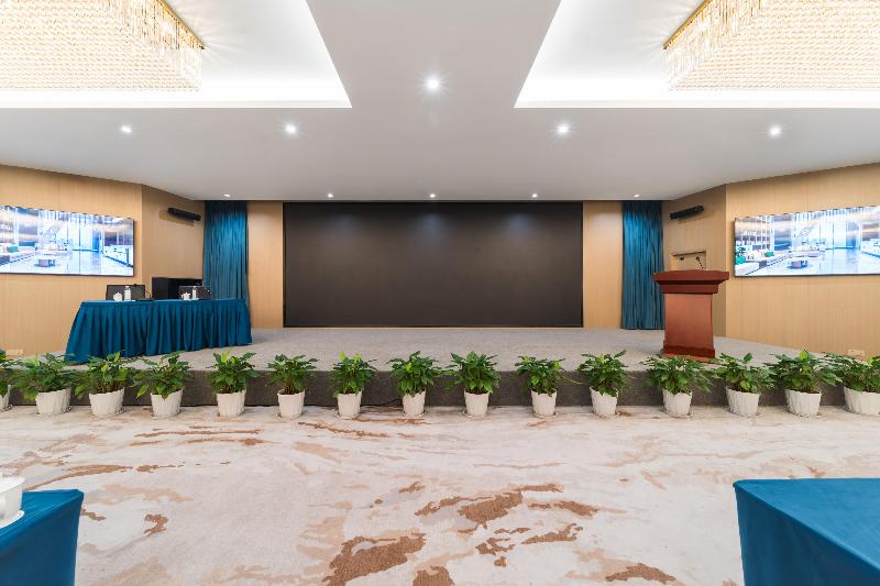 Madison Hotel Hefei USTC Port and Shipping image