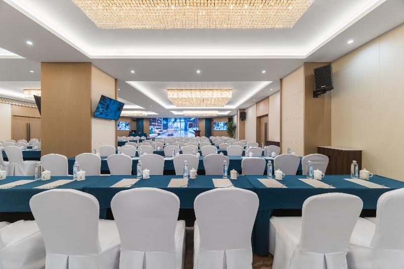 Madison Hotel Hefei USTC Port and Shipping image