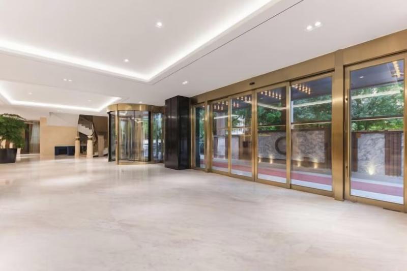 Madison Hotel Hefei USTC Port and Shipping image