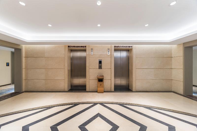 Madison Hotel Hefei USTC Port and Shipping image