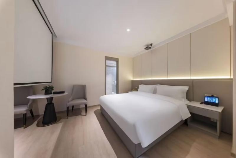 Madison Hotel Hefei USTC Port and Shipping image