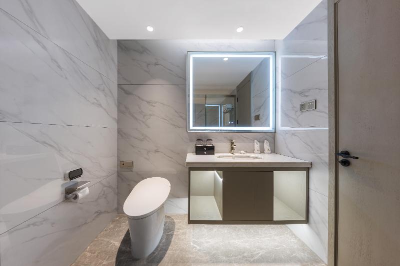 Madison Hotel Hefei USTC Port and Shipping image