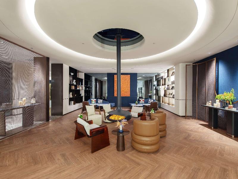 Novotel Dalian Zhongshan Square image