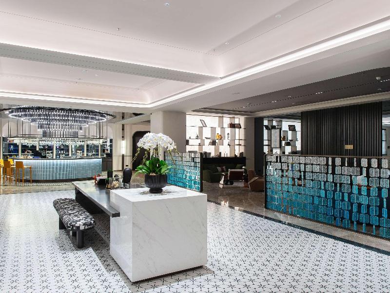 Novotel Dalian Zhongshan Square image