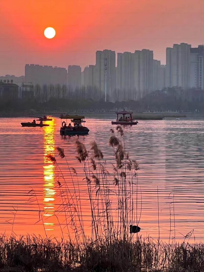 Grand Madison Hotel Suzhou Huanyu image