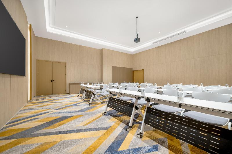 Grand Madison Hotel Suzhou Huanyu image