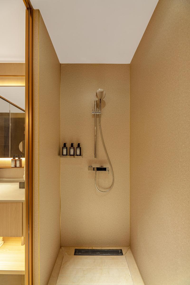 Grand Madison Hotel Suzhou Huanyu image