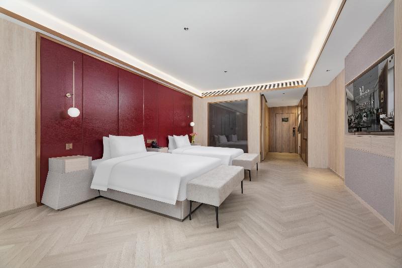 Grand Madison Hotel Suzhou Huanyu image