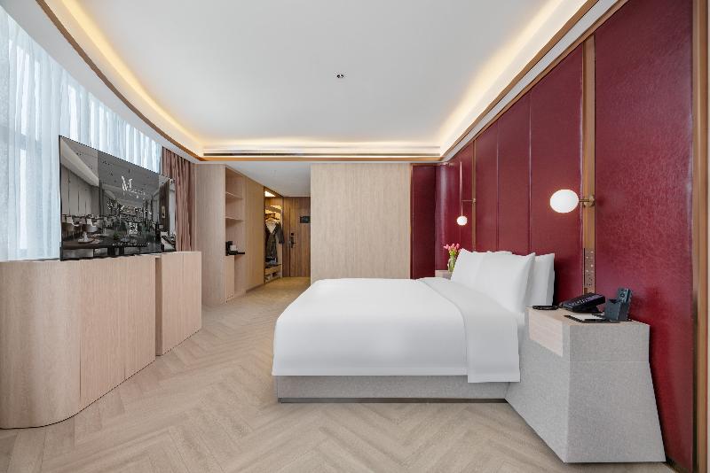 Grand Madison Hotel Suzhou Huanyu image