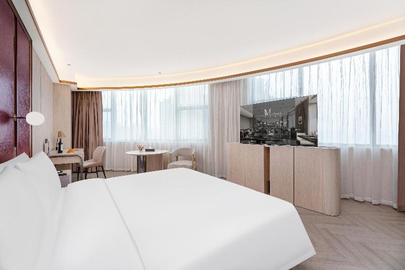 Grand Madison Hotel Suzhou Huanyu image