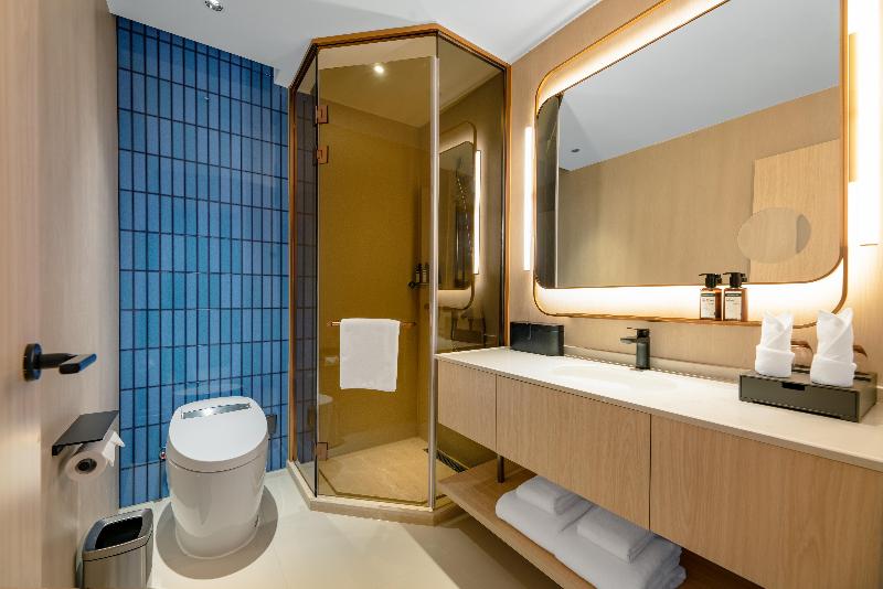 Grand Madison Hotel Suzhou Huanyu image
