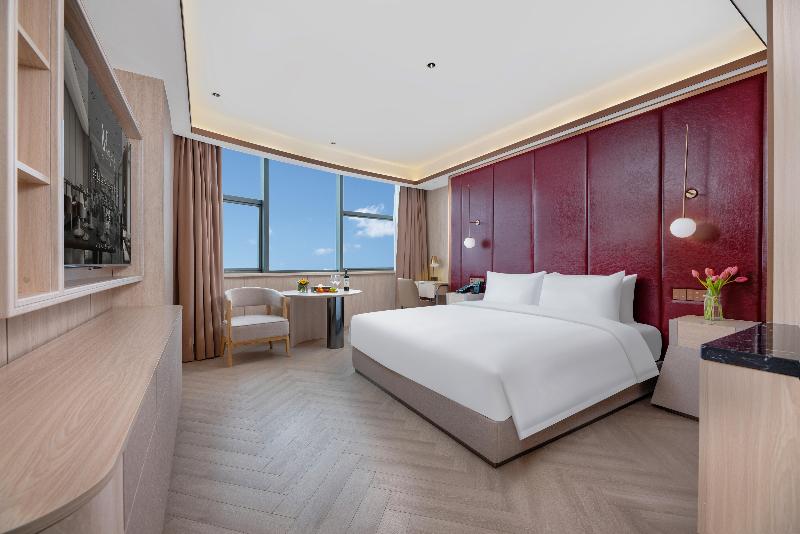 Grand Madison Hotel Suzhou Huanyu image